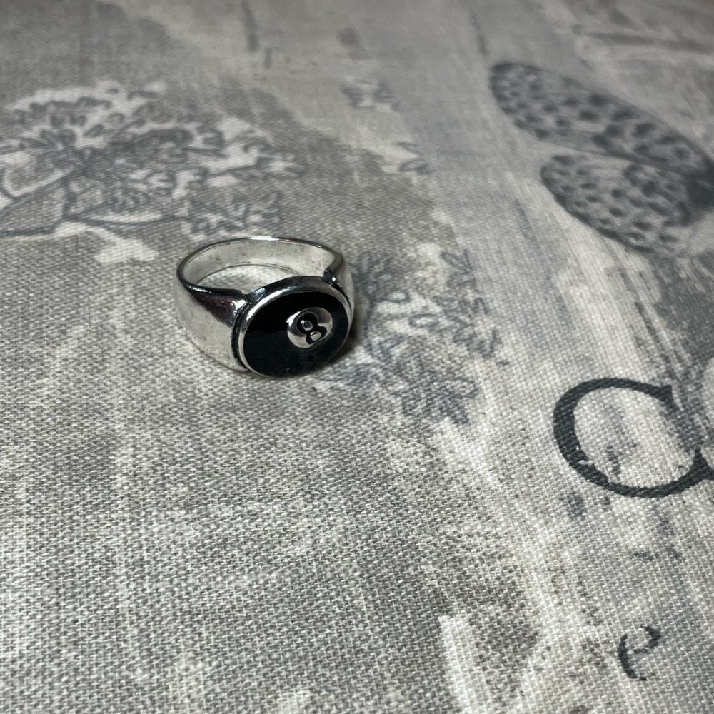 Stylish ring🚨 - Picture 3 of 4